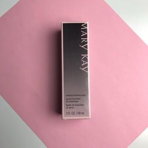 Mary Kay Makeup Finishing Spray